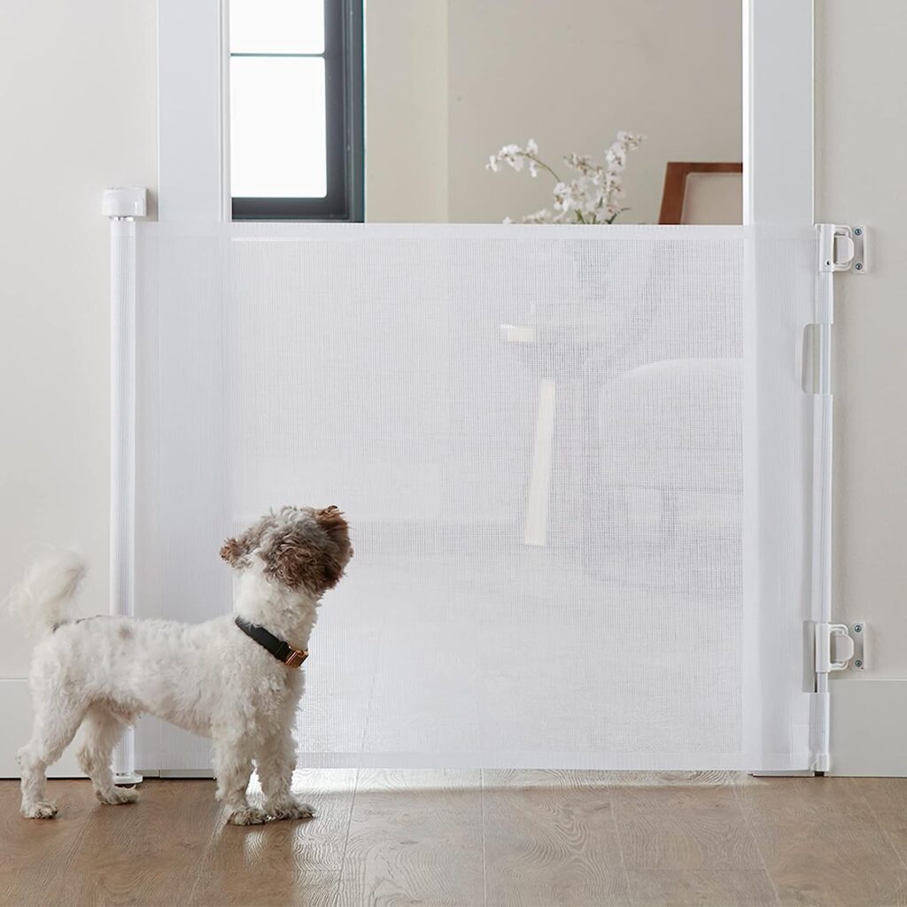 Cumbor Baby Gate Retractable Gates for Stairs, Mesh Dog Gate for The House, Wide Pet Gate 33 Tall, Extends to 55 Wide, Long Child Safety Gates for Doorways, Hallways, Cat Gate Indoor/Outdoor(White)