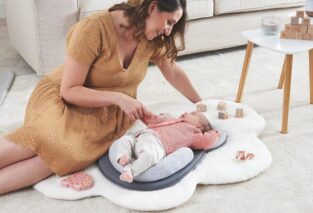 portable baby snuggle lounger bed review